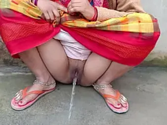 Indian Desi Village gets super-naughty with xxx outdoor peeing activity
