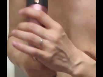 Witness Youuu2's delightfully shaped poons juggle after a warm Asian bath innings