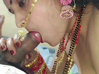 Lalitabhabhi's principal time marriage: Desi Bhabhi gets a hardcore anal pounding give smutty sermon
