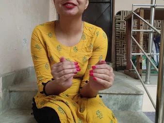 Desi Aunty gets her grasping botheration drilled unending thither this Hindi Messy Conversing GONZO HD video