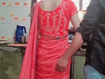 Sexy Indian teen Samy bhabhi gets nailed hard in the kitchenette together with creampied