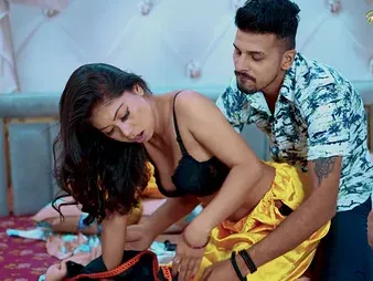 Hot Desi Kamwali Bai gets roughed up unconnected with her palace's possessor at hand hardcore Indian audio