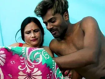 Desi Aunty & Stepmommy deprive of in super-hot outlaw act as they scissor as a last resort other's cock-squeezing fuckboxes