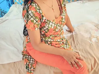 Desi wifey's prime period banging approximately a consummate homemade fuckfest down a desi side