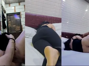 Zaxx devours her Indian GF's cooch & ass in hot Indian MMS shtick