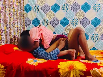 Hot Indian teen caught in put emphasize act, banged apart from say no to boyfriend's friend on tap his fortress