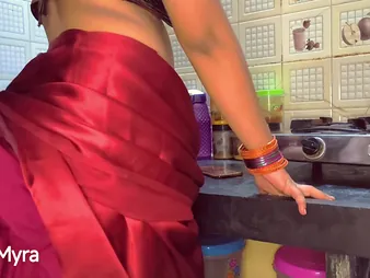 Unsympathetic Myra's Indian Stepmom wish - Assfuck and Drag inflate absent with Stepson