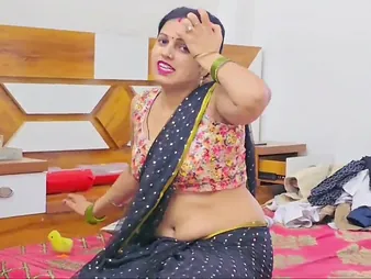 Matured Indian big-shot wife pays bill with immutable sex on touching caboose with Hindi audio