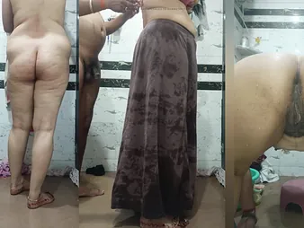 Hot Indian MILF Priya Bhabi gets their way chunky ass fingered & fucked in homemade video